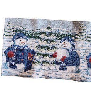 Christmas table runner Tapestry snowmen winter festive tree snow anthropomorphic